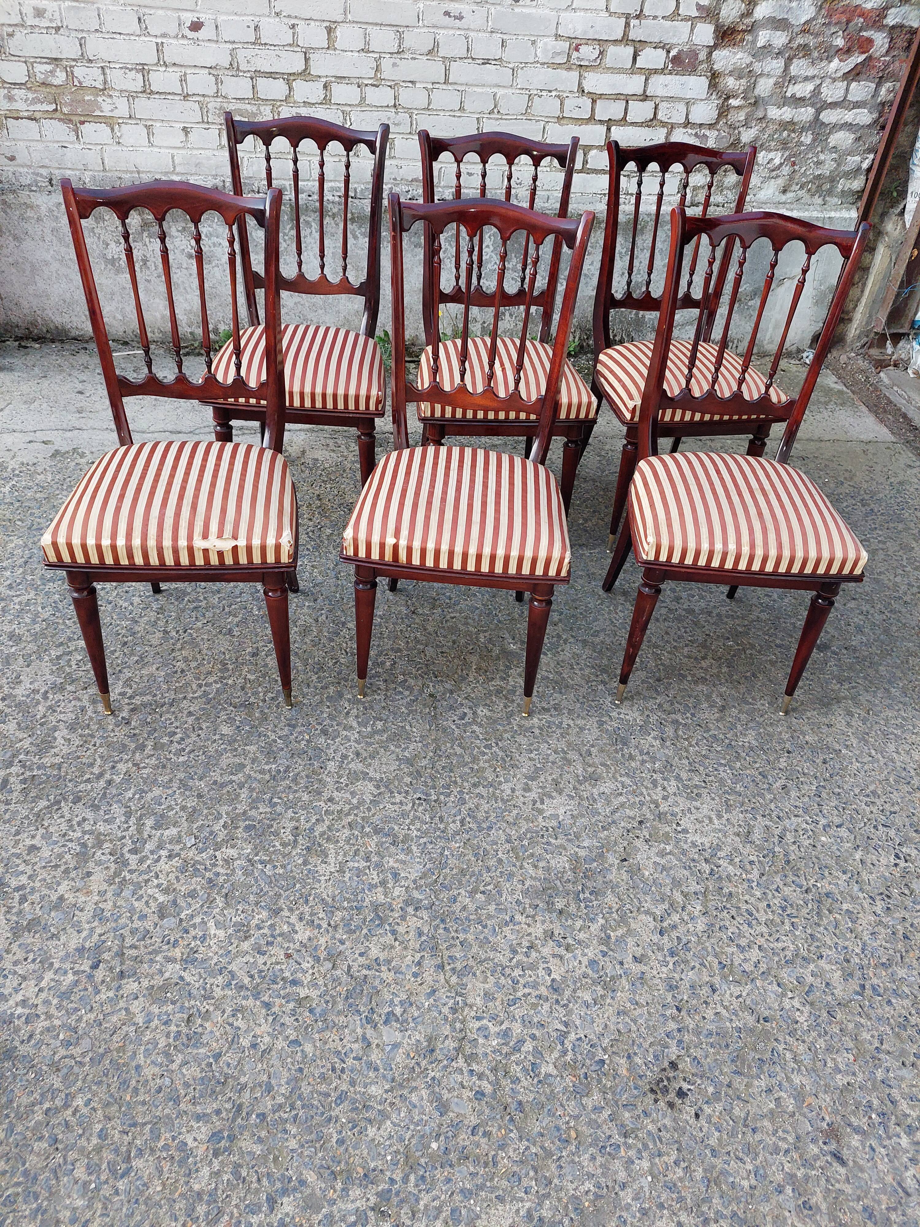 Lot oval table and 6 vintage chairs used