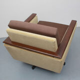 Fauteuil pivotant des années 1960 en mohair-velours