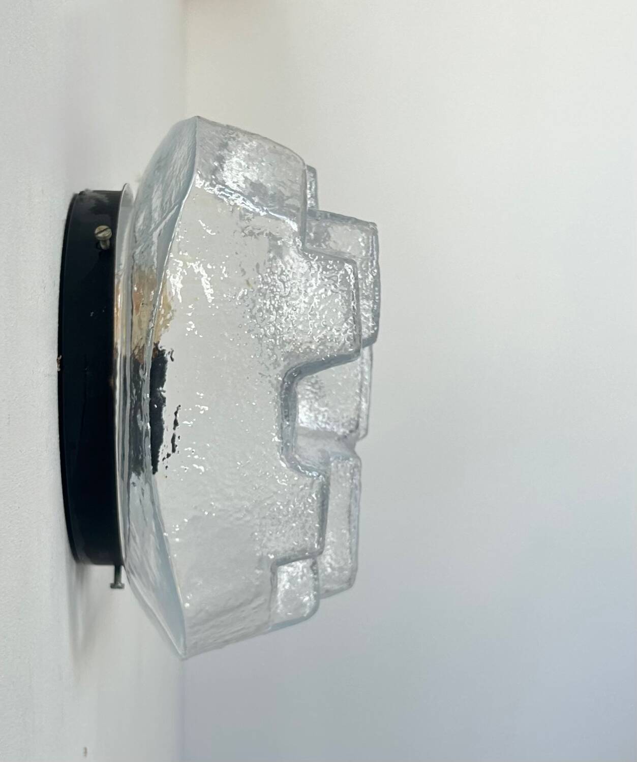 Vintage wall lamp in pressed molded bubble glass, France 1960