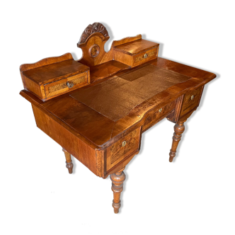 Writing desk