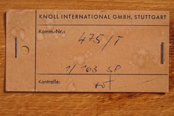 Grande table d'appoint en bois de rose en forme de tulipe par Eero Saarinen pour Knoll International