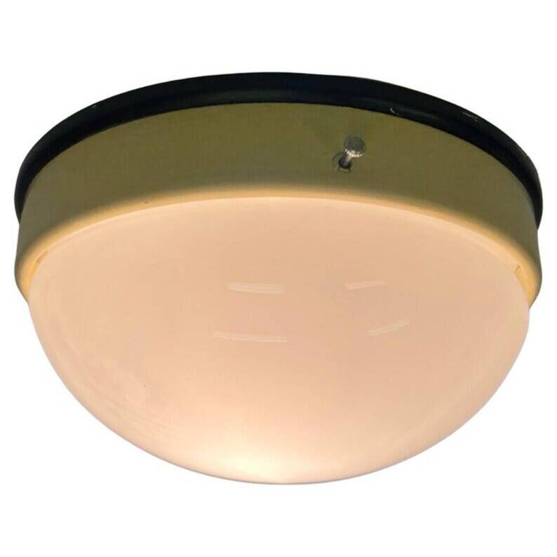 Petit plafonnier en bakélite Bauhaus ou lampe murale - années 1940