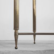 Table basse en laiton patiné et verre Maison Charles années 1960
