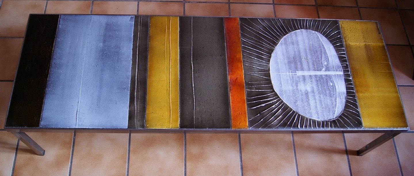 Exceptionnelle table basse céramique "soleil" Roger Capron Vallauris