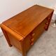 Ancienne commode 3 tiroirs en orme massif design années 70 brutaliste