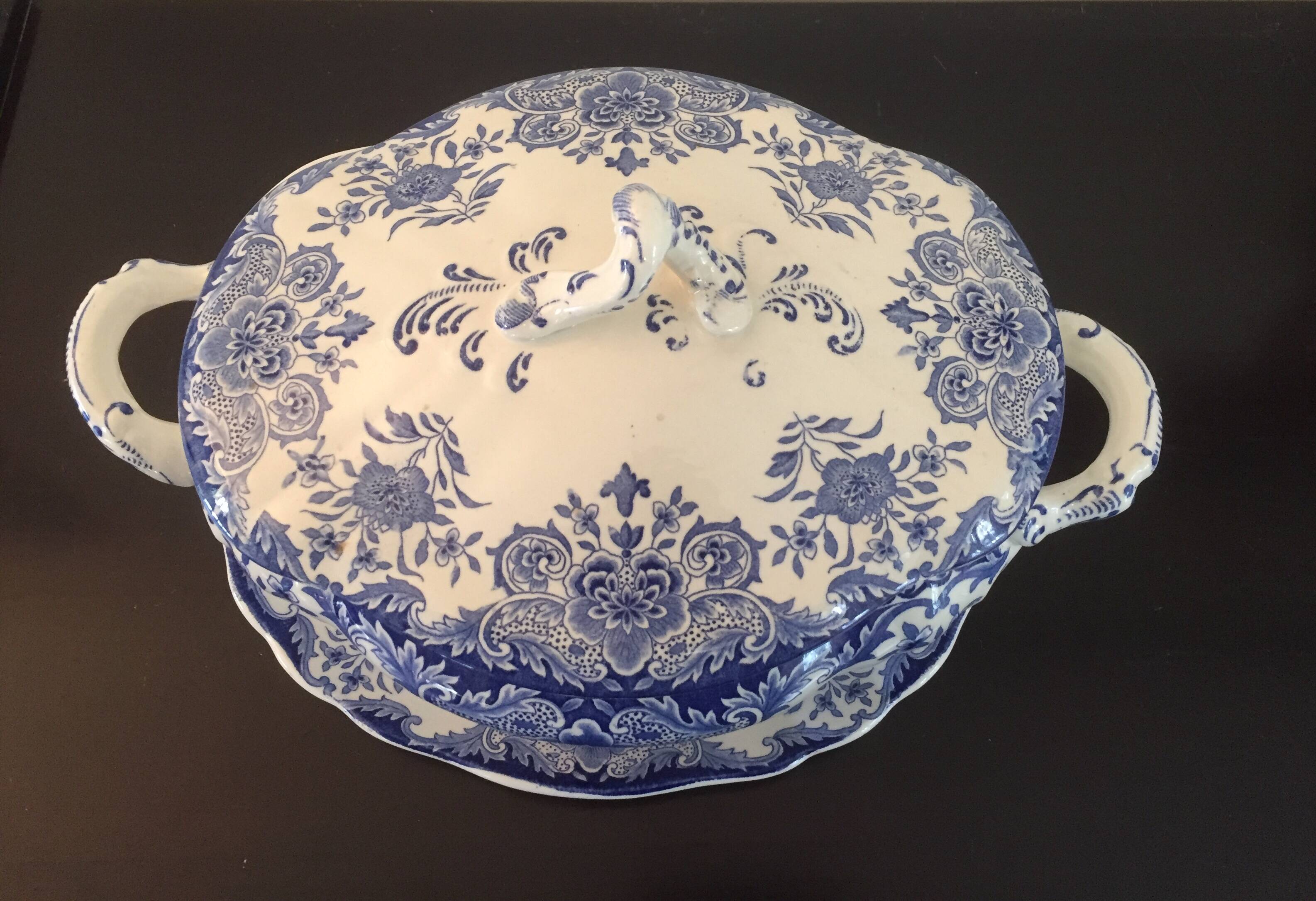 Soupière + plat faïence boch frères Keramis " Dordrecht B.F.K "