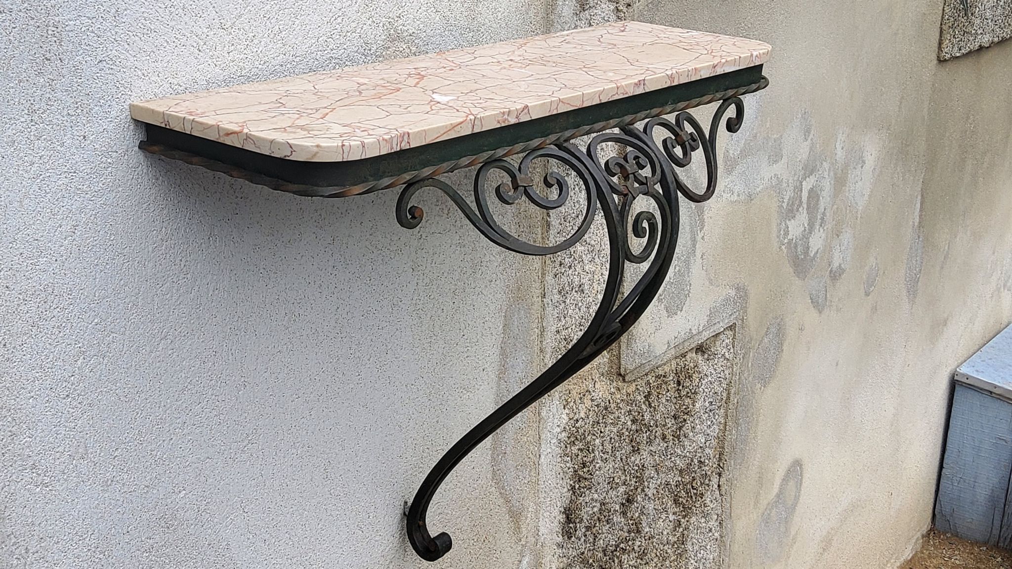 Console of wall lamp of the 50s in wrought iron and marble top