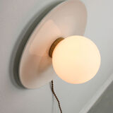 Lampe murale en céramique blanche vintage