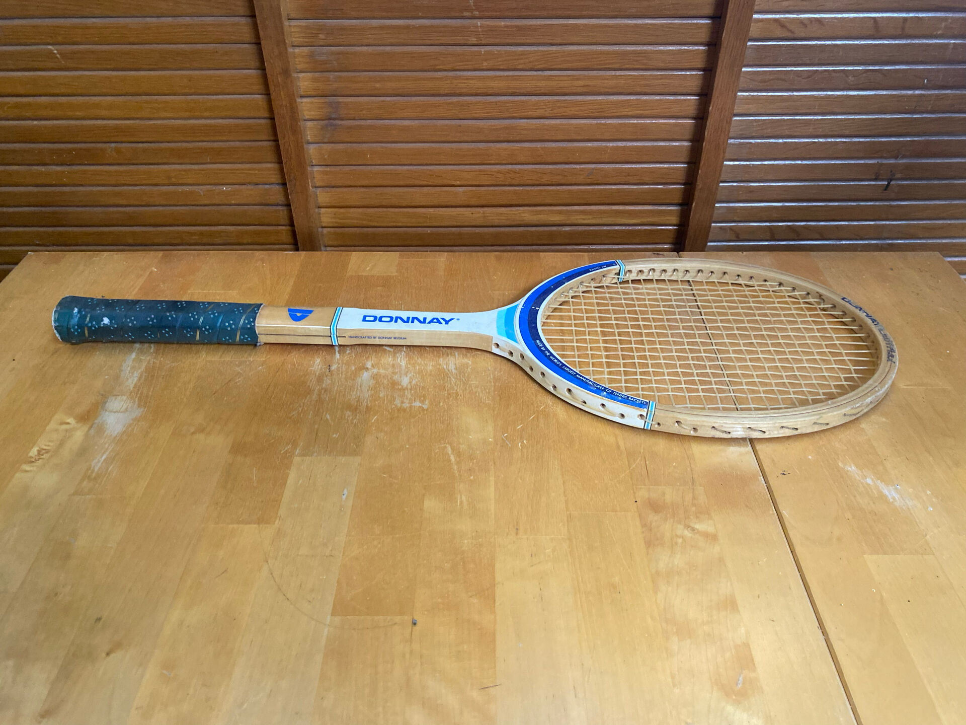 Vintage DONNAY Lady Flex Wooden Tennis Racket #E193