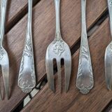 Set of 6 silver-plated oyster forks with floral decoration