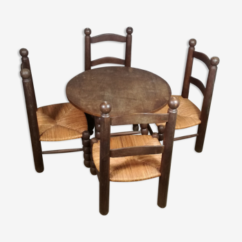 Set of 4 chairs and a table