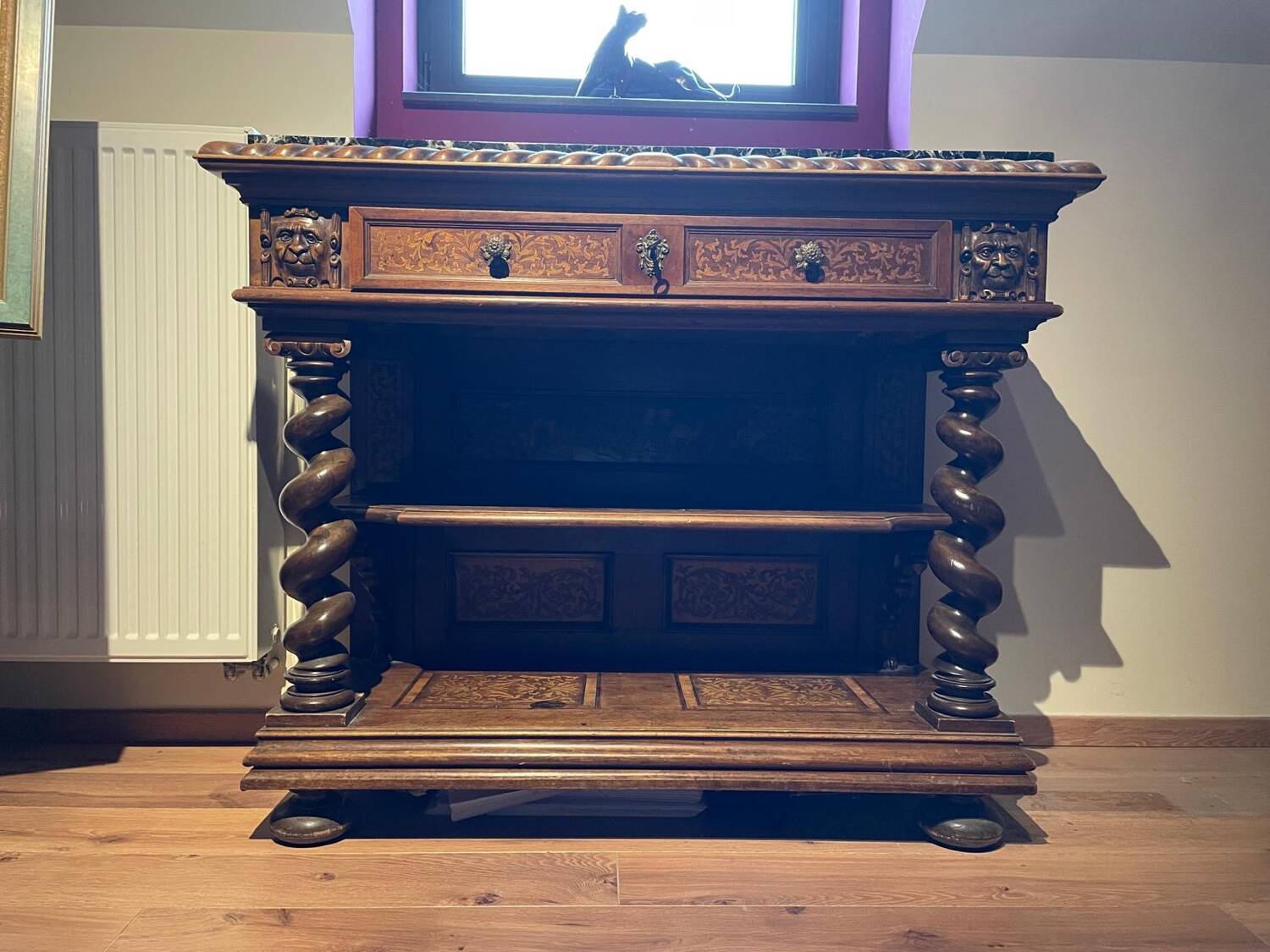 Console style Louis XIII