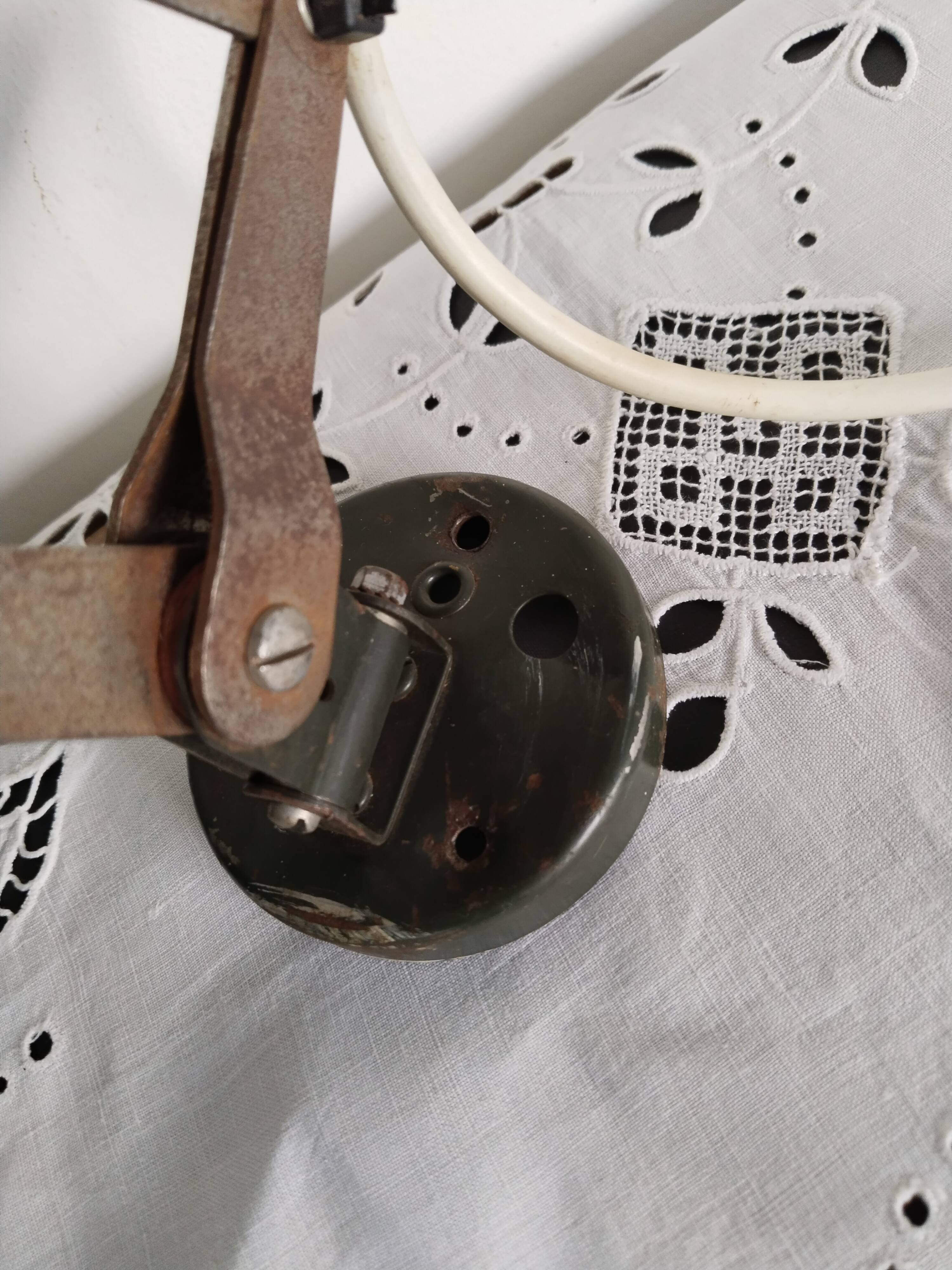 Lampe d'atelier accordéon  , type Jielde