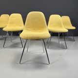 Eames fiberglass dining chairs for herman Miller, 1970s