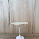 Calacatta Oval Side Table KNOLL