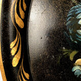 Painted sheet metal tray decorated with flowers