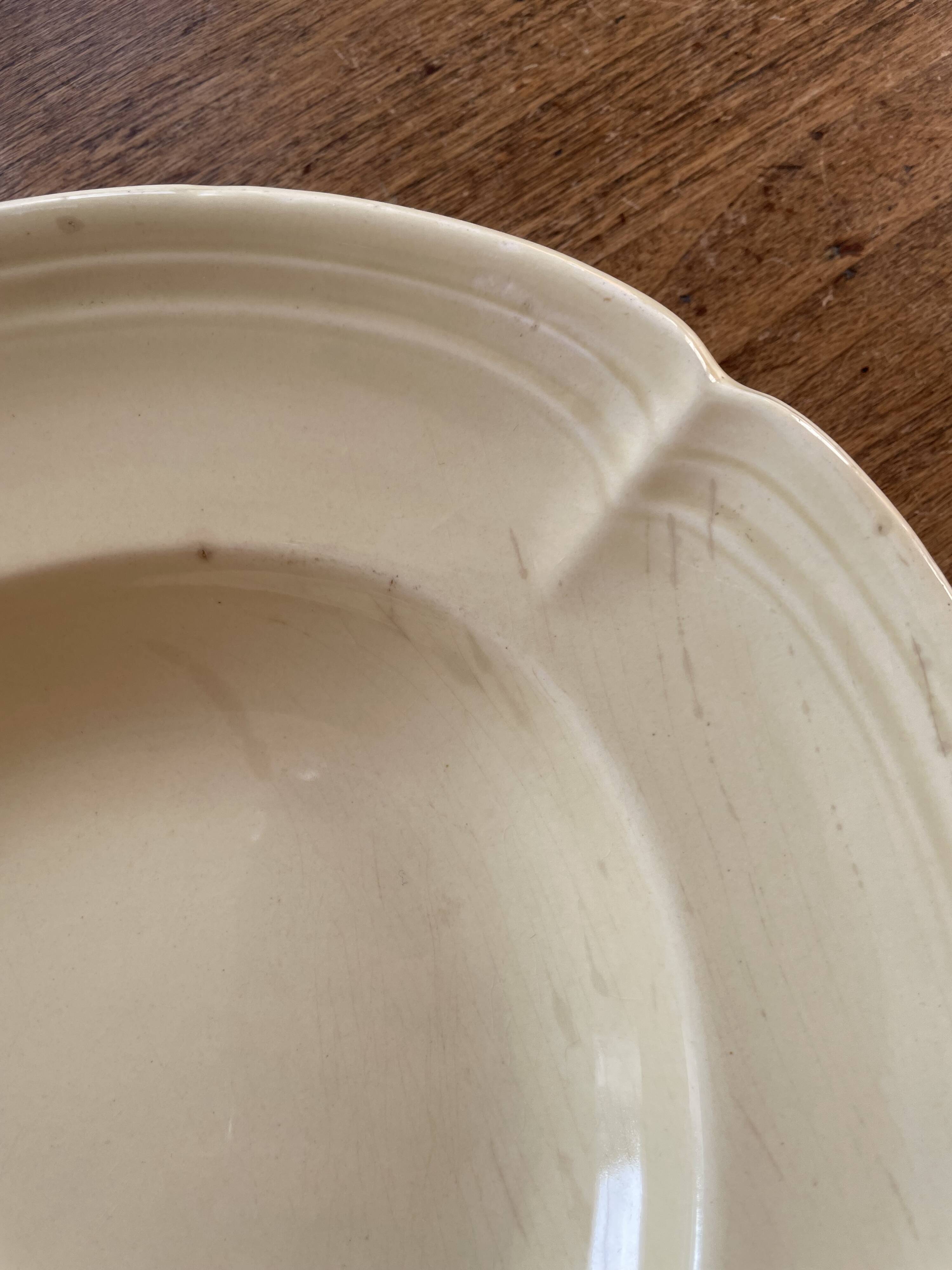 Large serving or presentation dish in beige ceramic - vintage