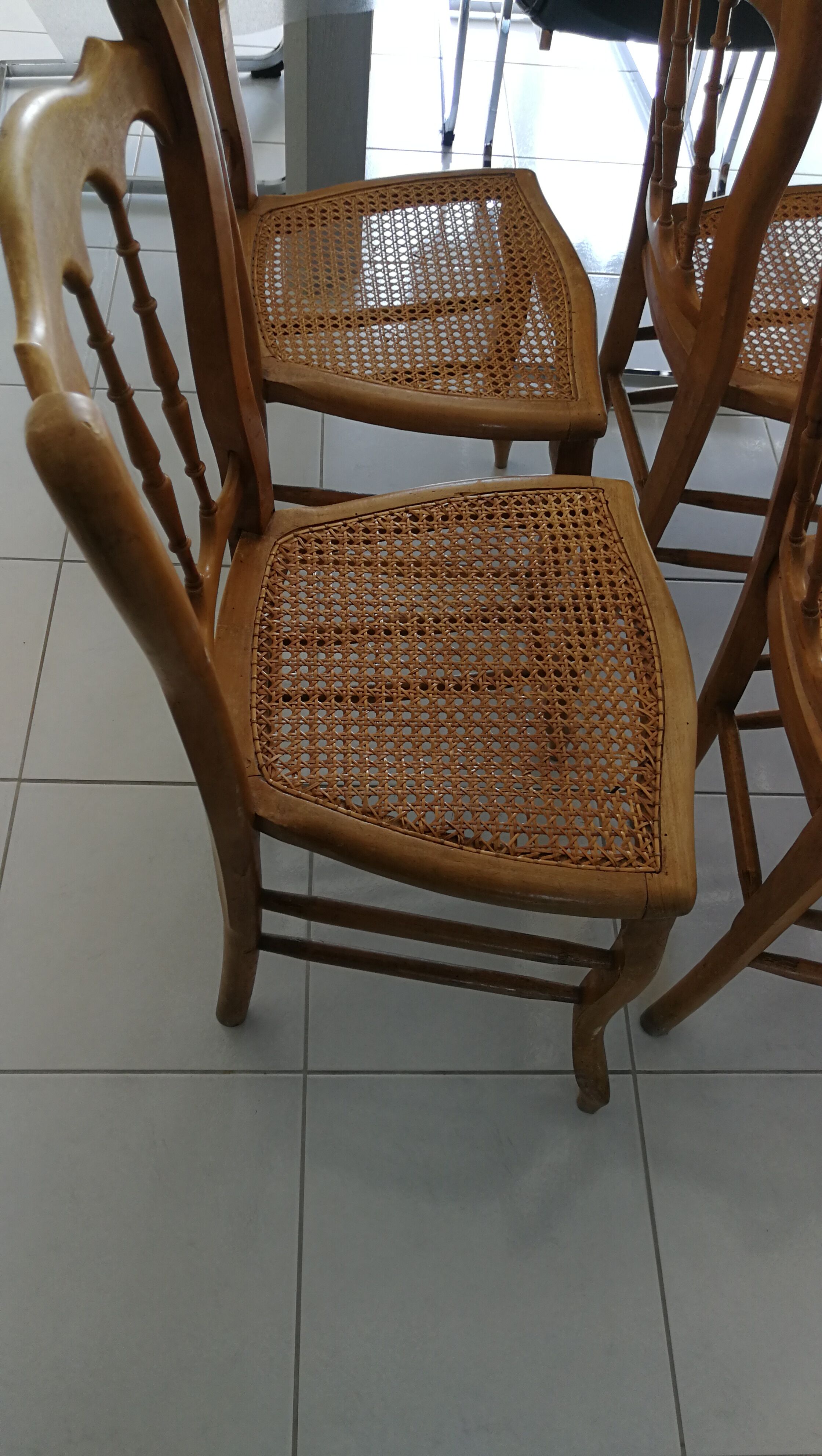 6 chairs in natural canning