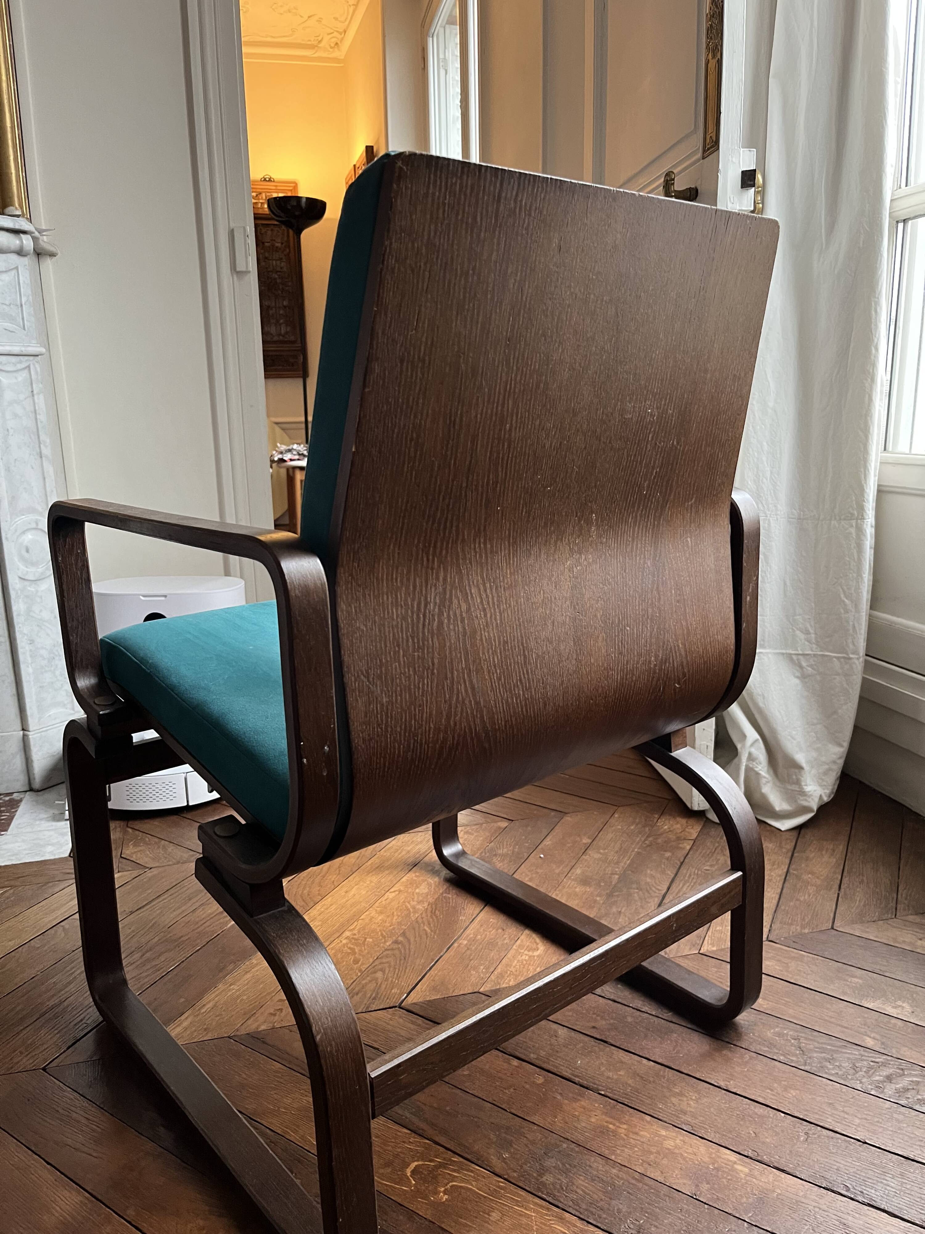 Fauteil scandinave bois courbé / suede turquoise