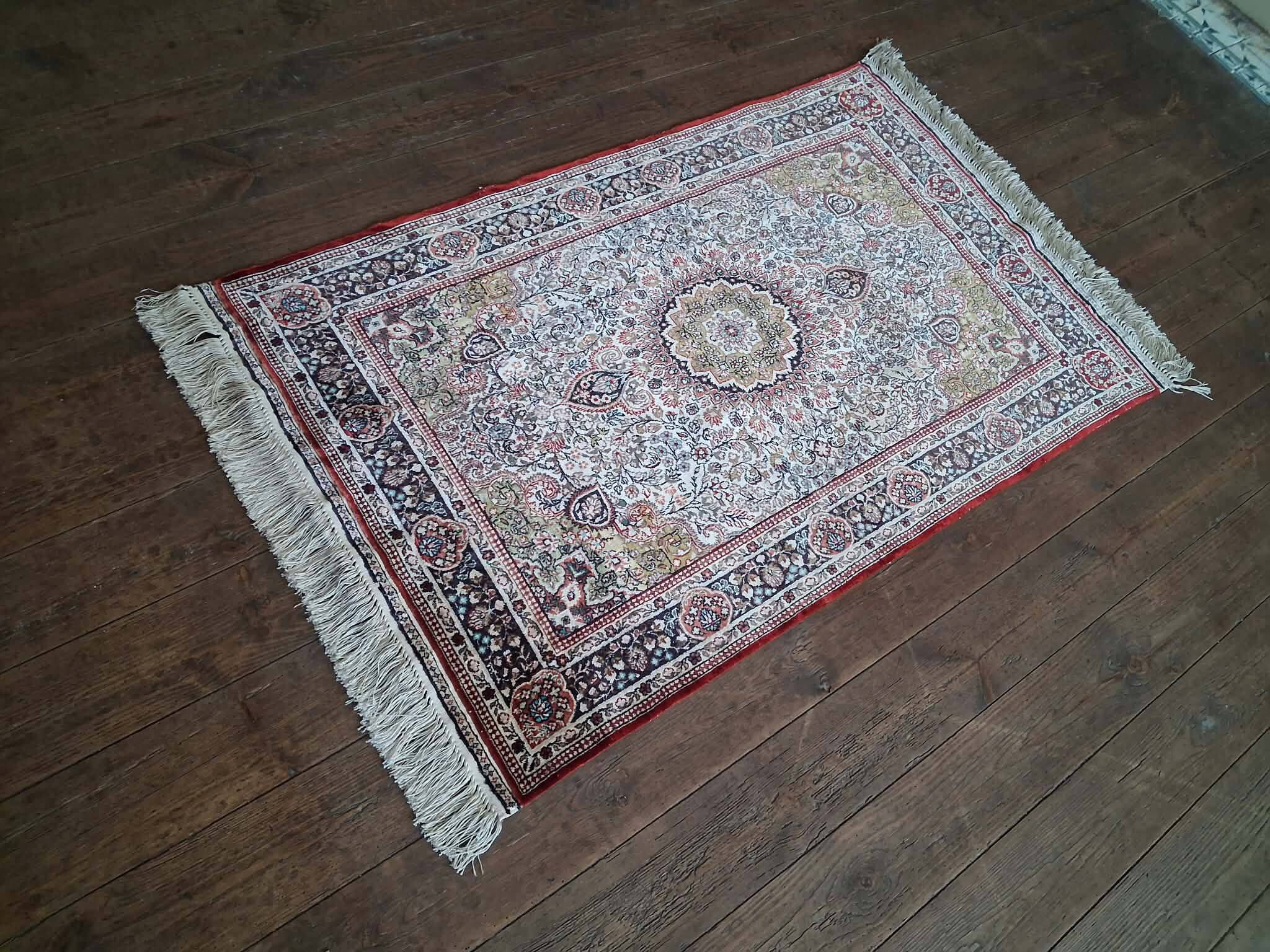 Chinese Hereke silk handmade carpet