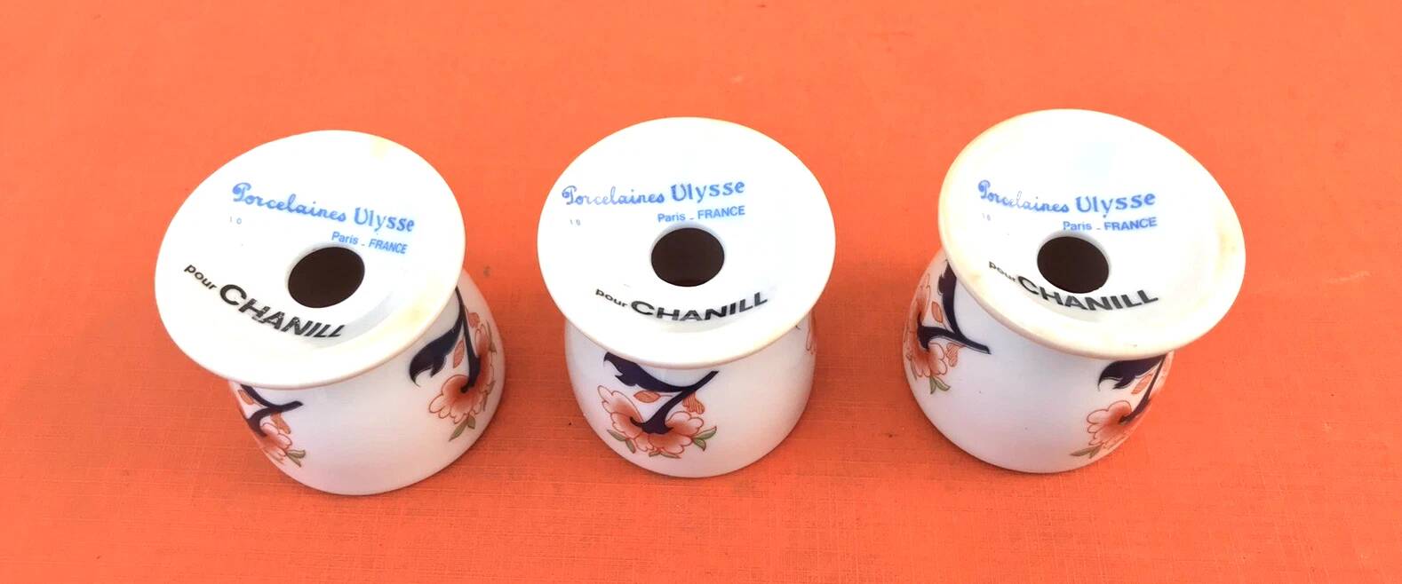 Ulysse Paris porcelain egg cup for Chanill with floral decoration.