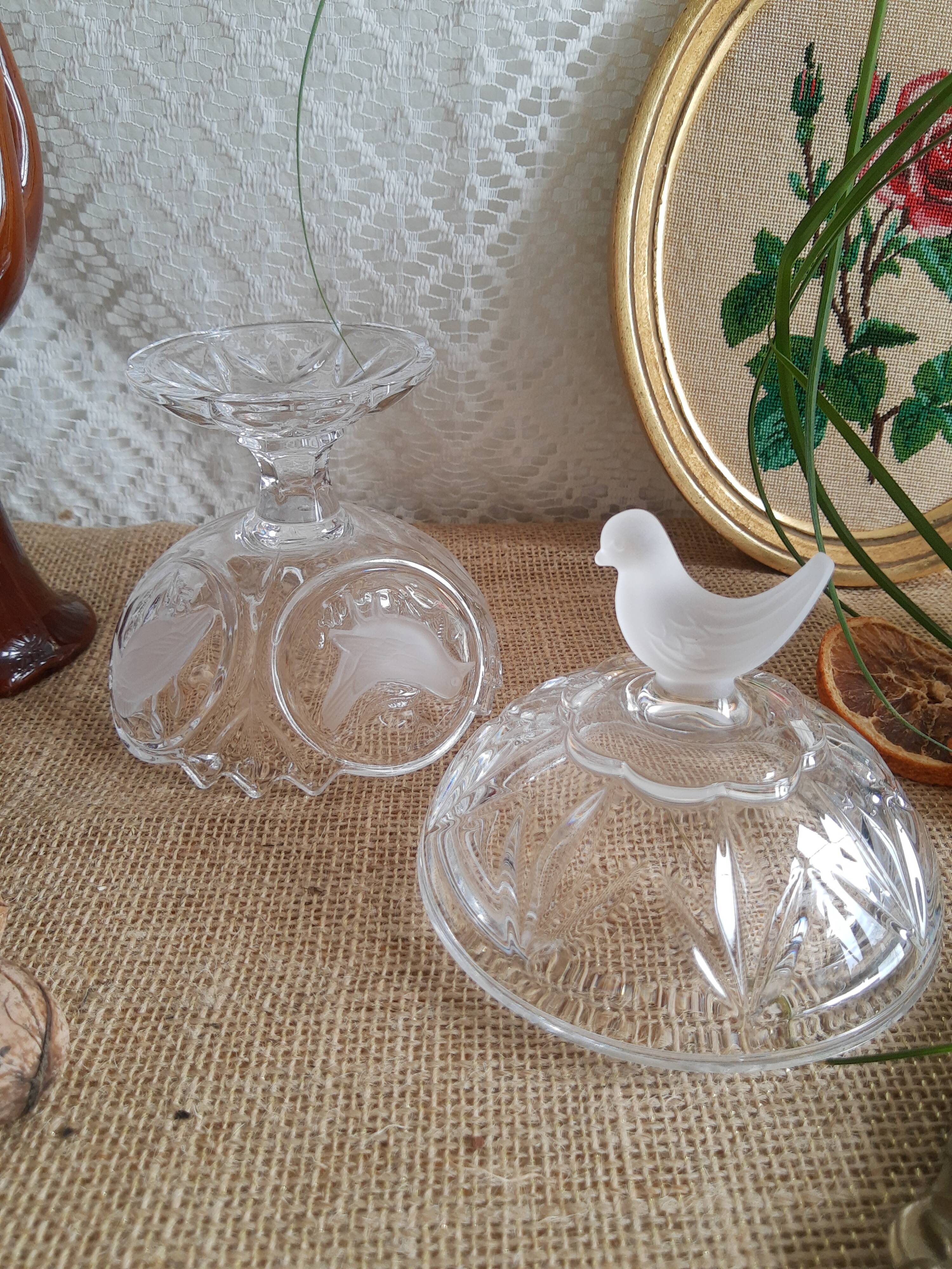 Bonbonnière in Cristal d'Arques Model Les Passereaux Oiseaux Dépoli