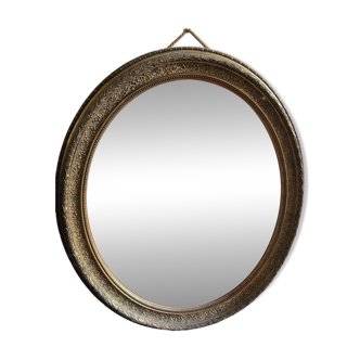 Antique oval mirror – Carved and gilded wooden frame – Napoleon III period