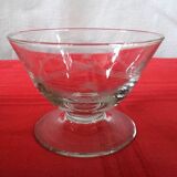 8 crystal champagne coupes