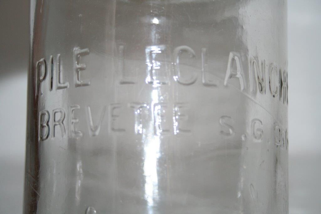 Former "leclanché battery" glass jar