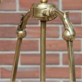 Grand lustre en laiton, Europe occidentale, milieu du XXe siècle.