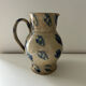 Pichet décor taches bleues