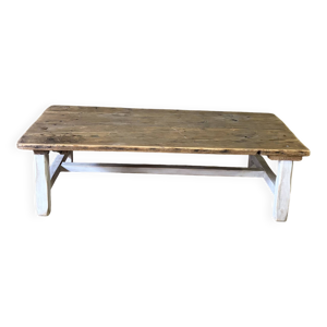 Table basse brutaliste