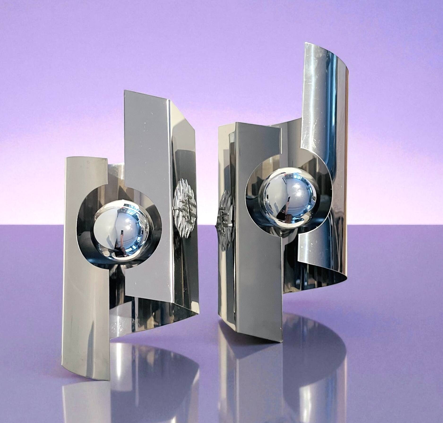 2 vintage 70s Space Age Oxar inspired wall lights