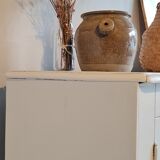 Vintage Parisian buffet-minded countertop