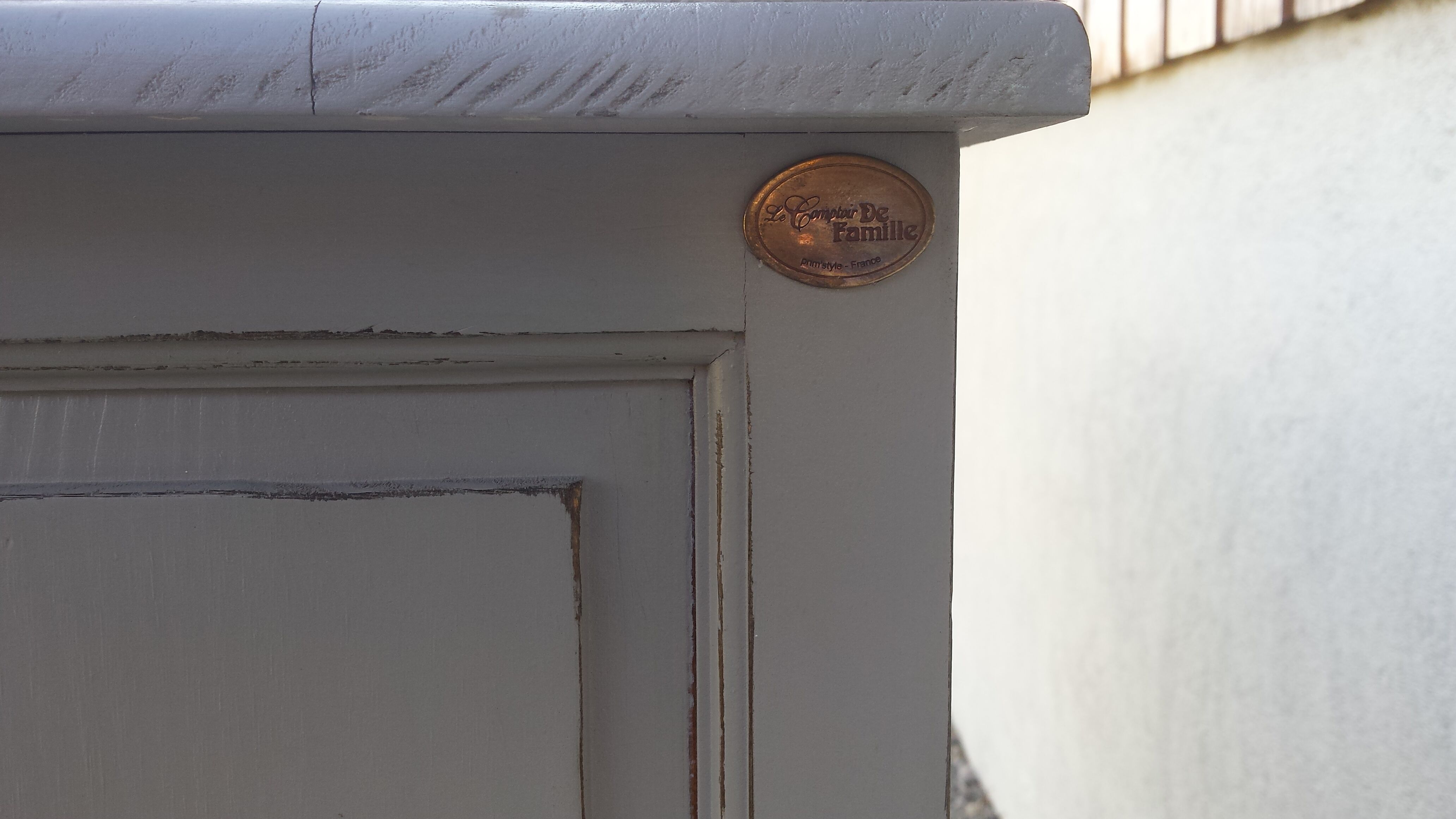 Grey parisian buffet, tile tray "pool"