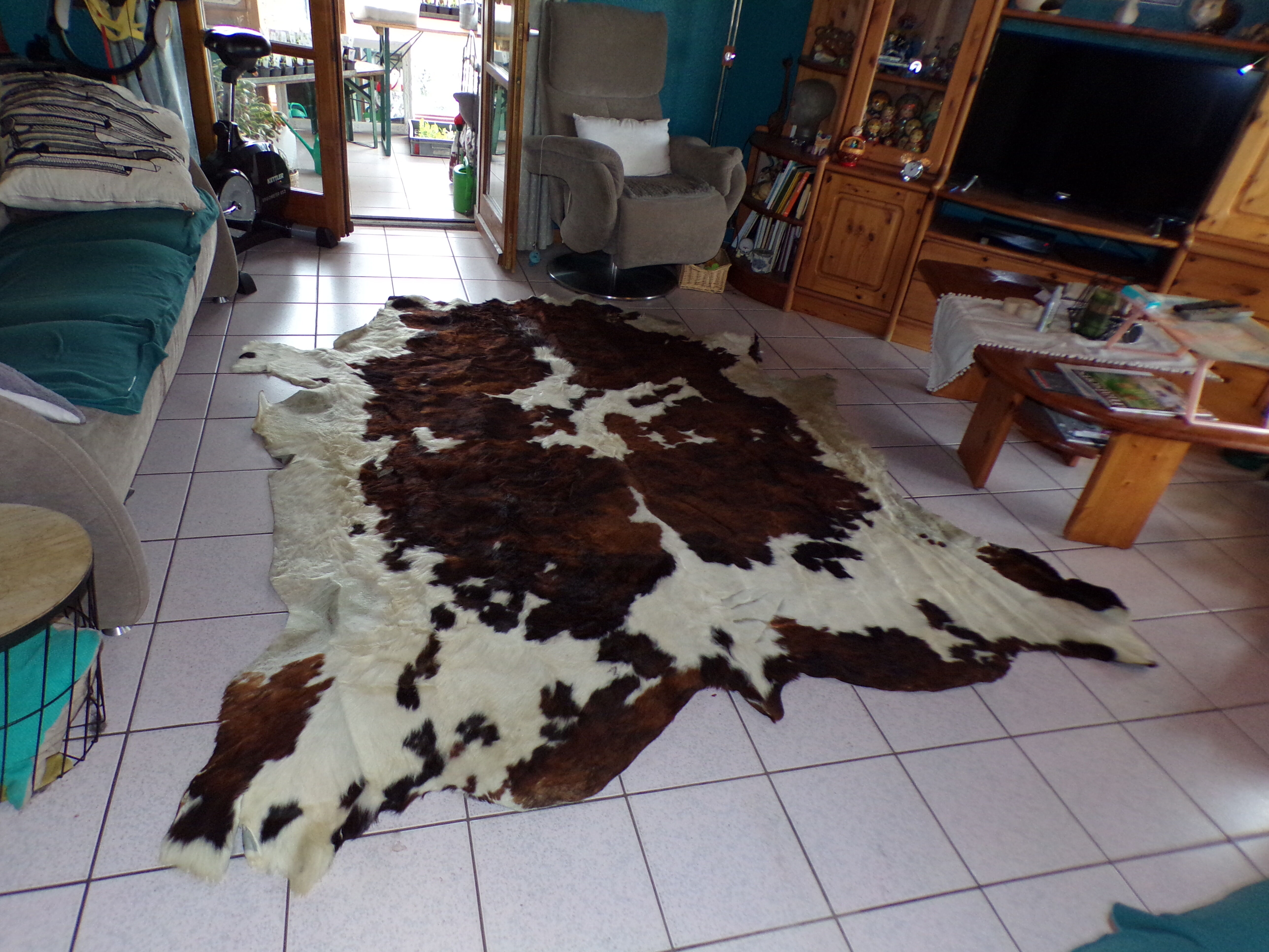 Cowhide 240x190cm