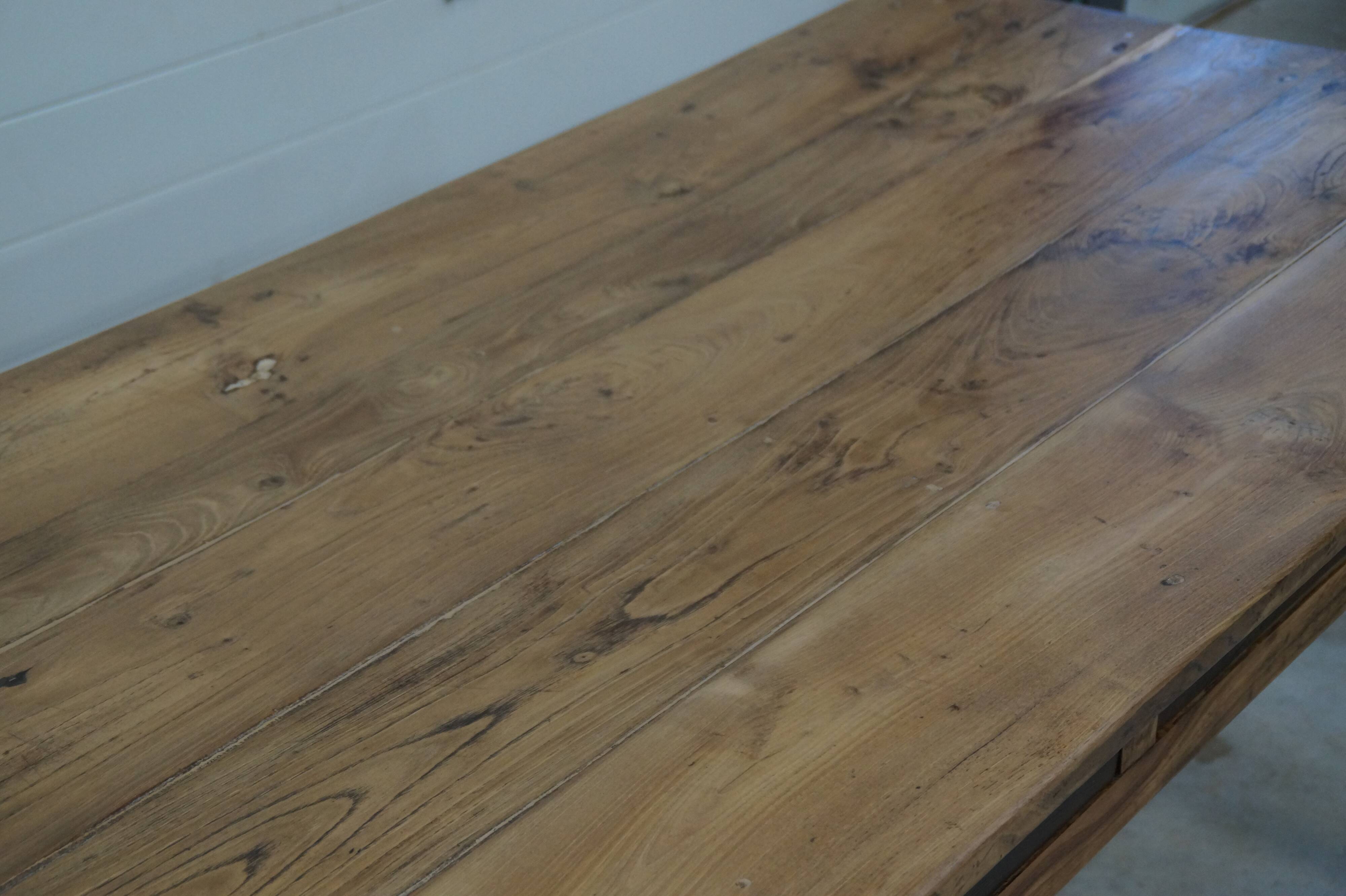 Farm or community table