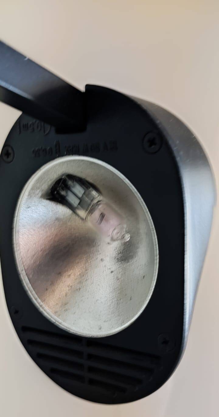 Lampe de bureau avec socle rotatif et balancier "Ala" par Guzzini