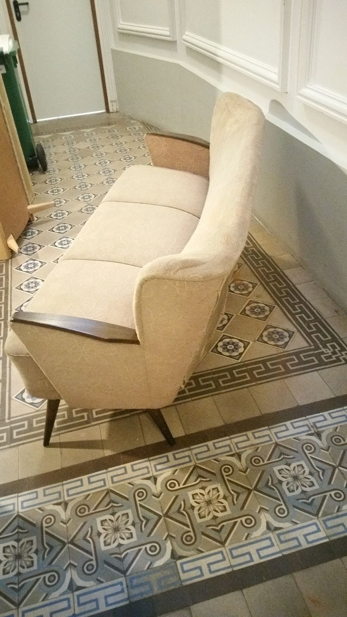 Sofa Scandinavian cocktail