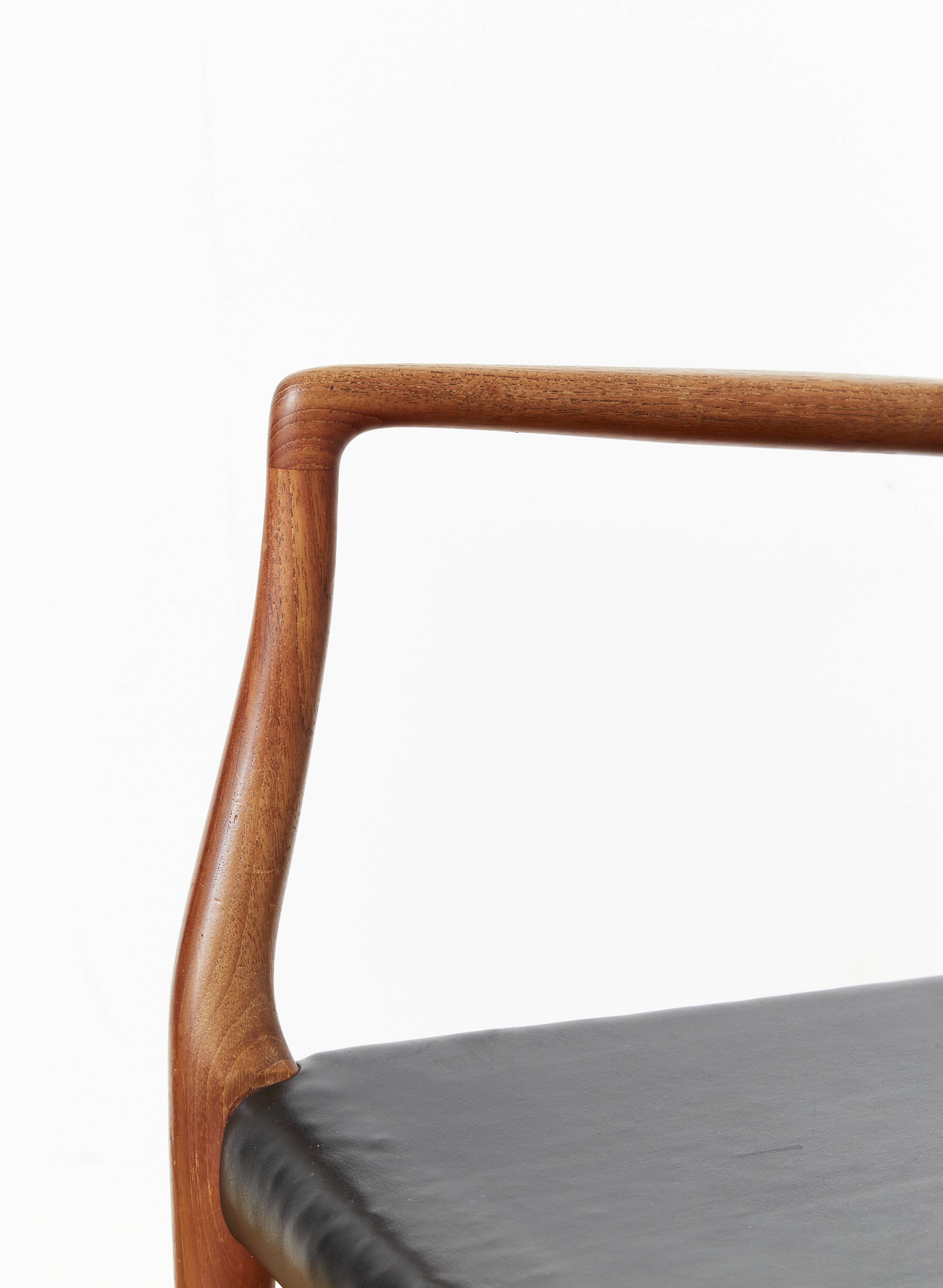 Chaise Niels Otto Møller n°65 pour JL Møller