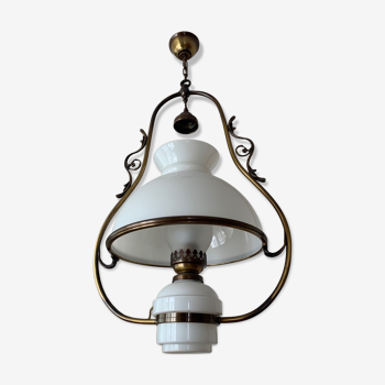 Suspension laiton et opaline