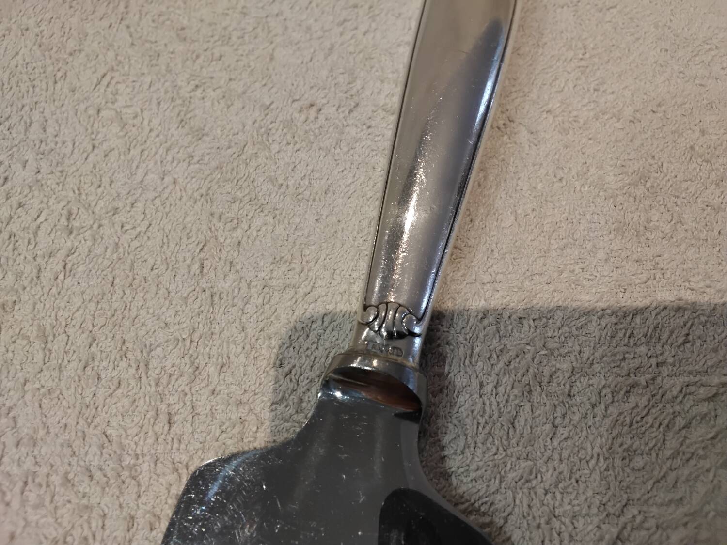 Christofle Vendome silver-plated metal cutting pie server