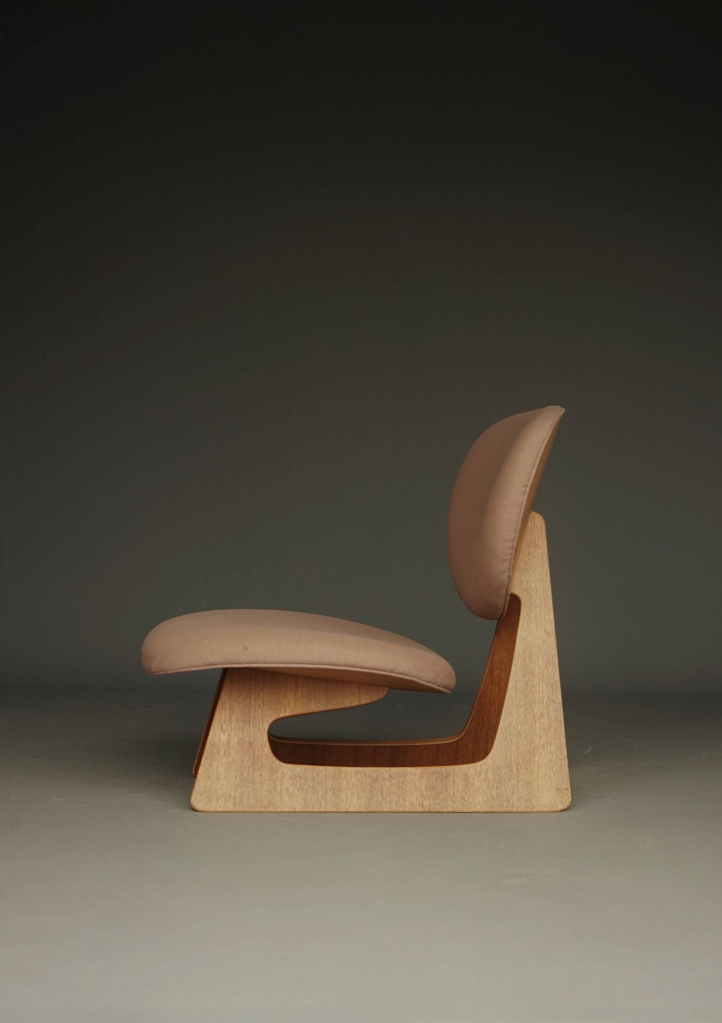 model 5016 Low Chair by Junzo Sakakura and Daisaku Cho, 1970s