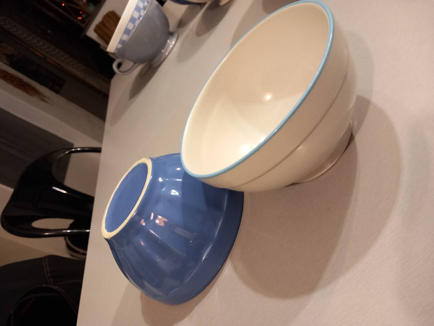 Set of 10 old vintage bowls