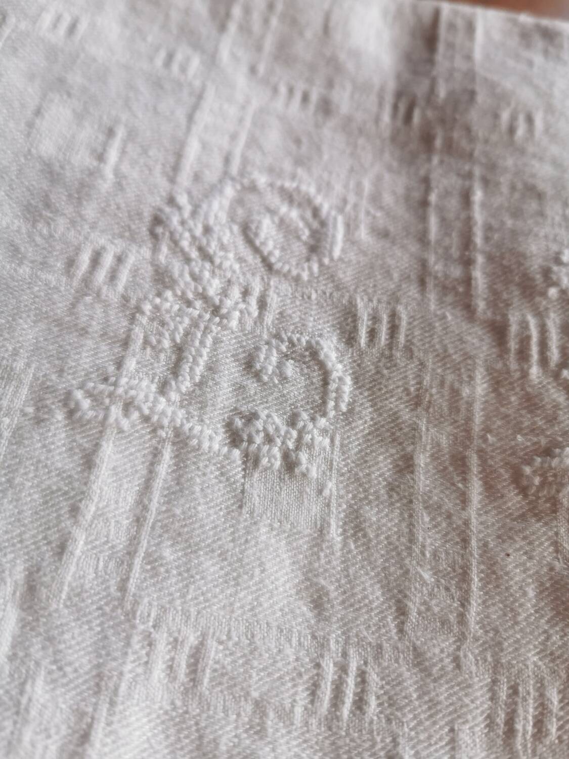 11 damask linen napkins monogrammed LL