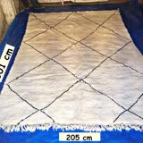 Moroccan carpet style beniouarain 100% wool 135 x 300