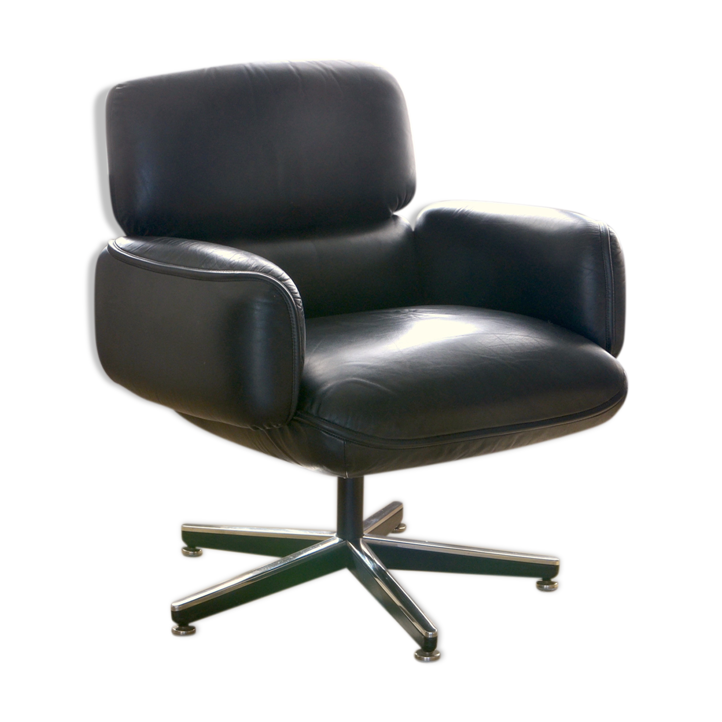 Beautiful Armchair of Otto Zapf for KNOLL black leather