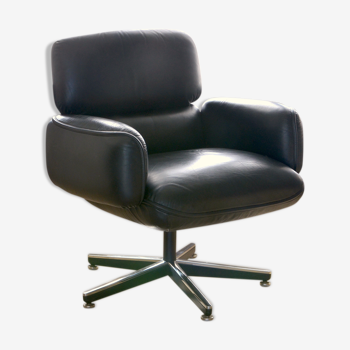 Beautiful Armchair of Otto Zapf for KNOLL black leather