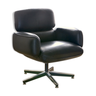 Beautiful Armchair of Otto Zapf for KNOLL black leather