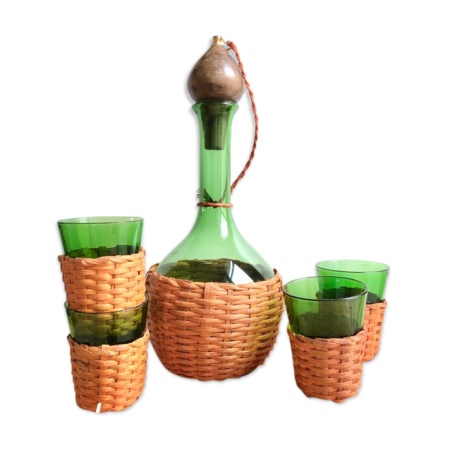 Service carafe and vintage glasses, with wicker